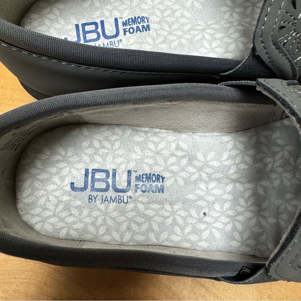 JBU Charcoal Cut-Out‎ Slip-Ons. Size 6.5 - Picture 6 of 9